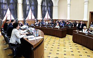 Zapowiadają się zmiany w warmińsko-mazurskich samorządach. Dwóch radnych zdobyło mandaty poselskie